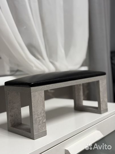 Подставка для рук маникюрная