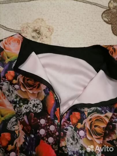 Офисный комбинезон, блузка, платье-футляр 48