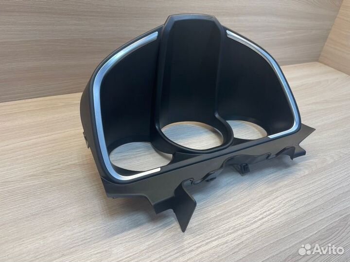 Козырек щитка приборов LADA X-Ray