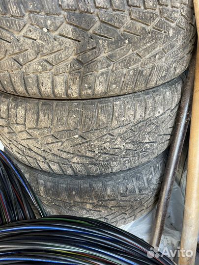 Nokian Tyres Hakkapeliitta 7 215/60 R16 99T