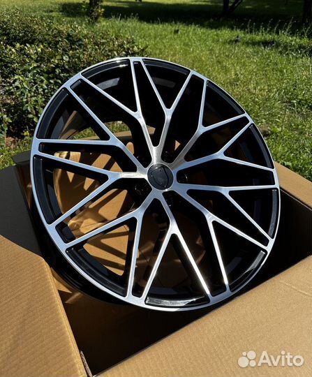 Разноширокие диски для BMW M5