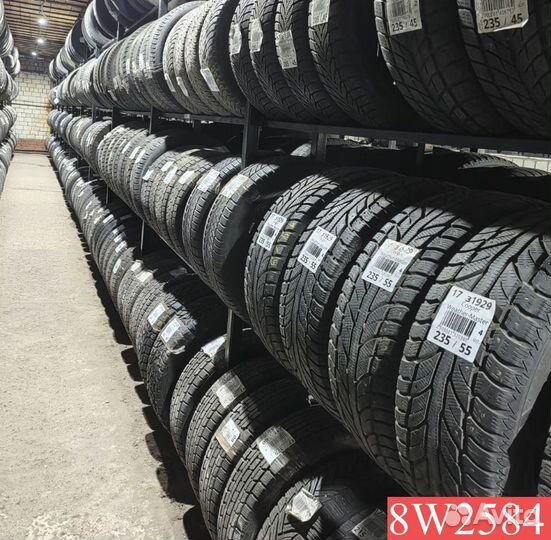Nokian Tyres Hakkapeliitta 8 215/55 R17 96P