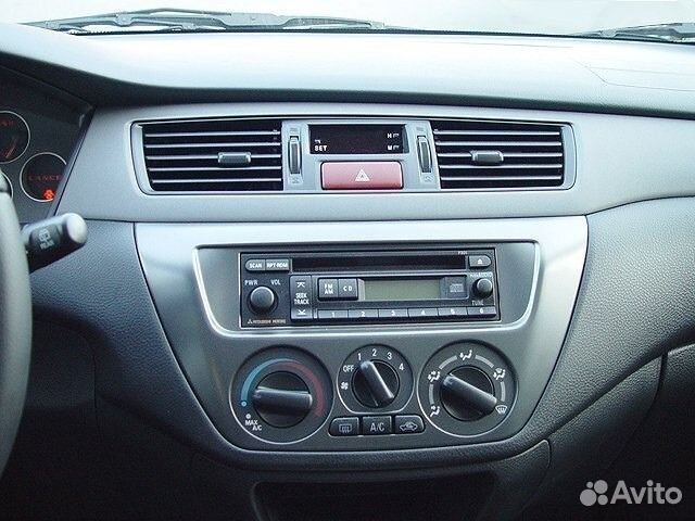 Mitsubishi lancer 10 блок климат контроля. Крутилки печки лансер 9. Mitsubishi lancer 2006 салон. Как включить кондиционер лансер 9. Крутилки печки лансер 9.