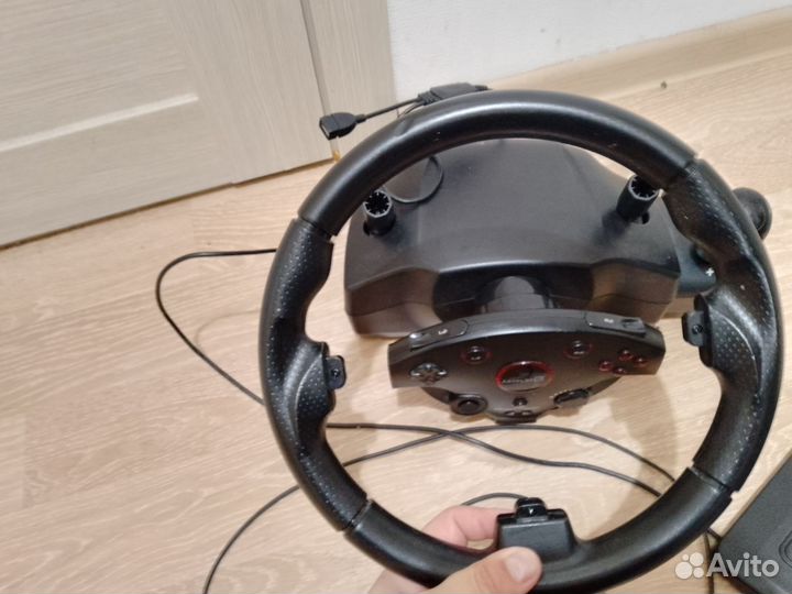 Игровой руль