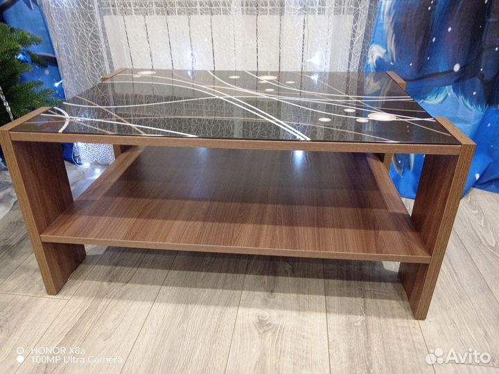 Журнальный столик