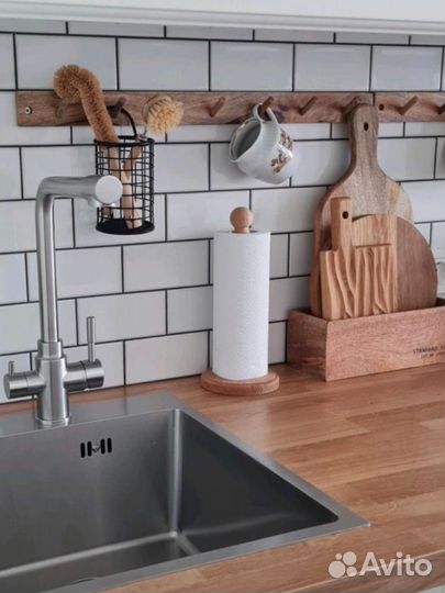 Держатель для бумажных полотенец