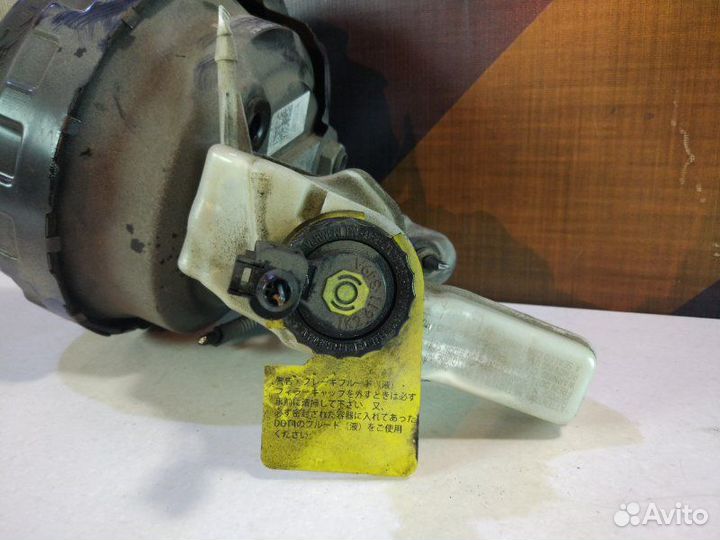 Вакуумный усилитель Volkswagen Passat B6 AXZ 2006