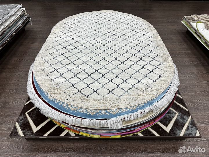 Ковер новый овальный 2х3