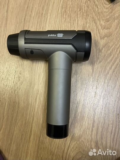 Перкуссионный массажер yukka