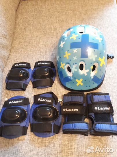 Шлем и защита детская для роликов