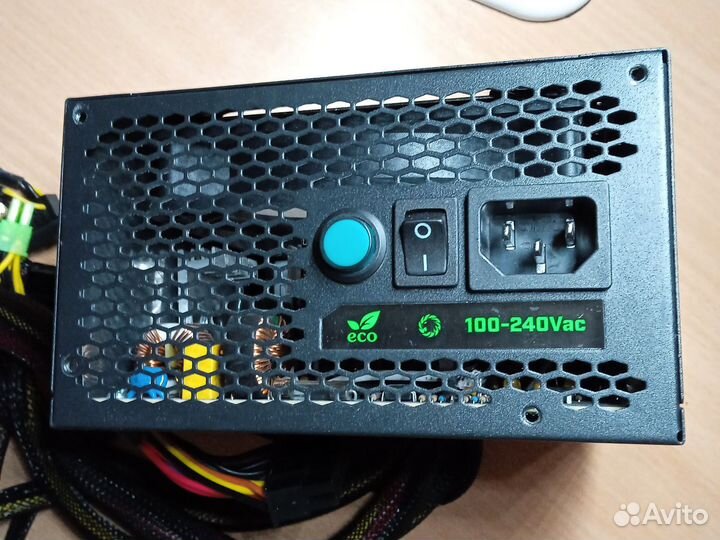 Блок питания 600w gamemax vp-700-rgb