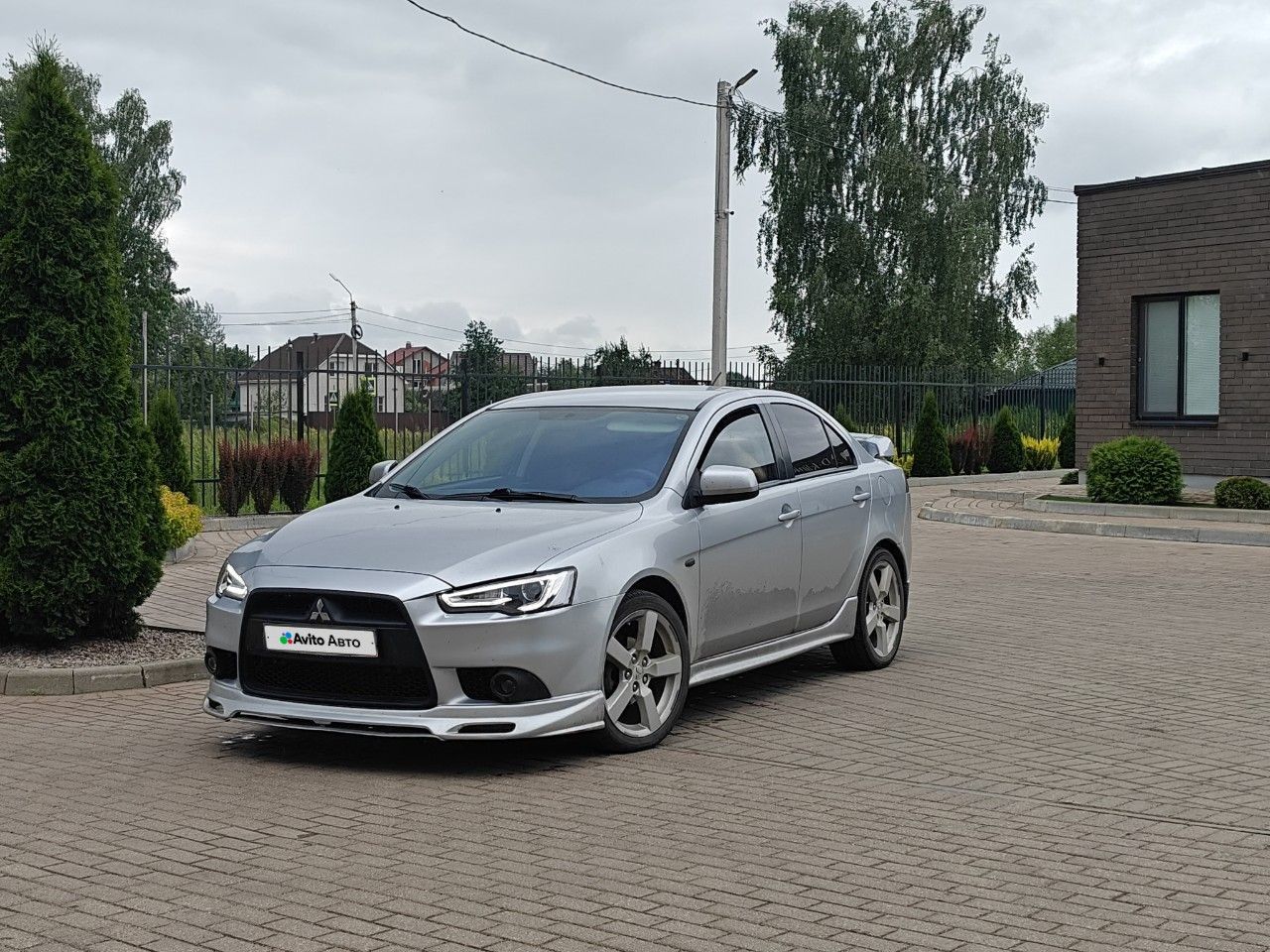 Mitsubishi Lancer: фото владельца