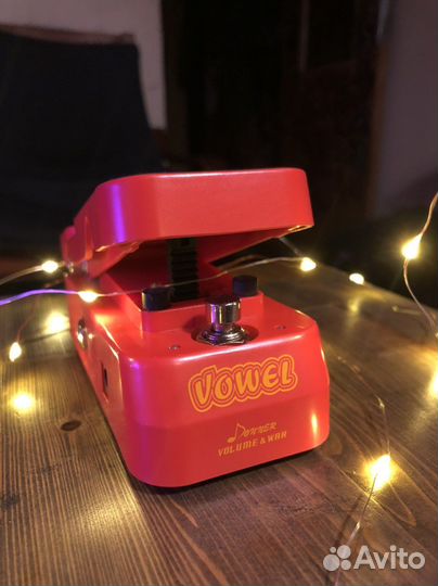 Donner Vowel wah/volume pedal