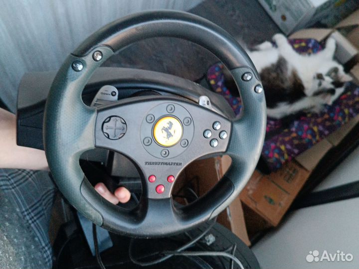 Руль thrustmaster Ferrari gt 2-in1