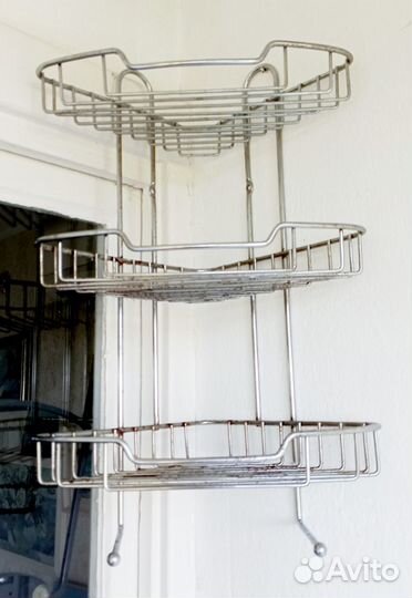 Угловая полка для ванной