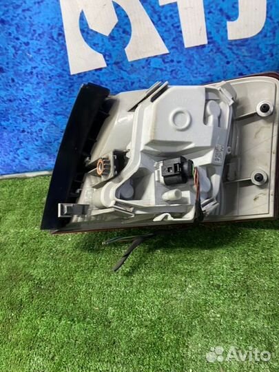 Фонарь в крыло левый Audi A4 B7 BWE 2008