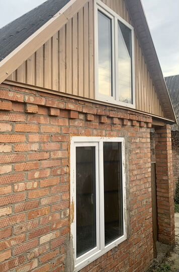 Дом 10 м² на участке 4 сот.