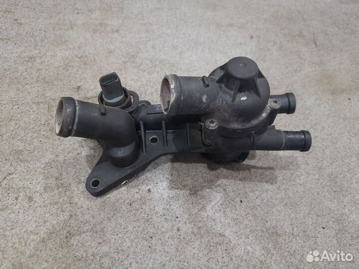 Корпус термостата для 1.2 CGP Skoda Rapid 2014