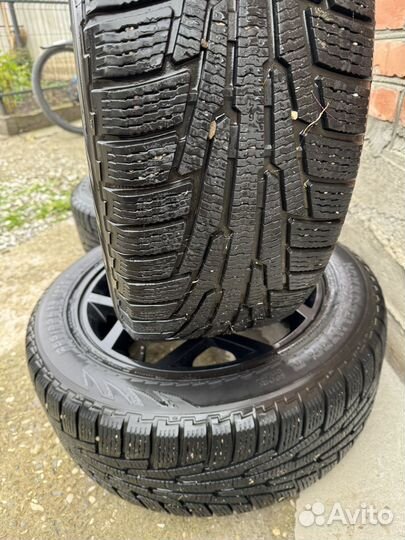 Nokian Tyres Hakkapeliitta Sport Utility 255/55 R18 и 255/55 R18