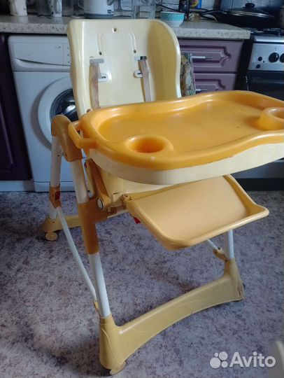 Стульчик для кормления