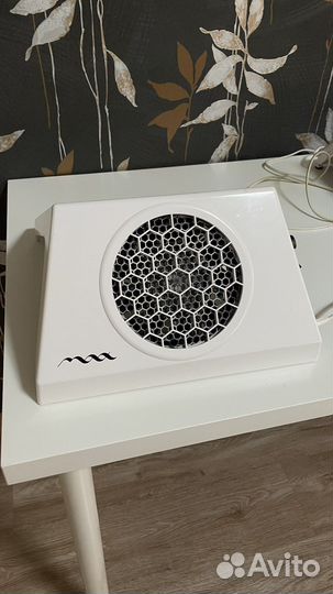 Вытяжка для маникюра