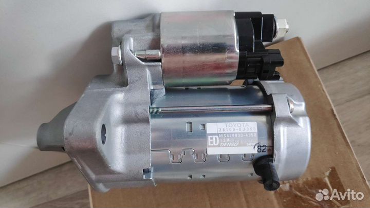 Стартер новый Toyota(Denso) 28100-0Q050
