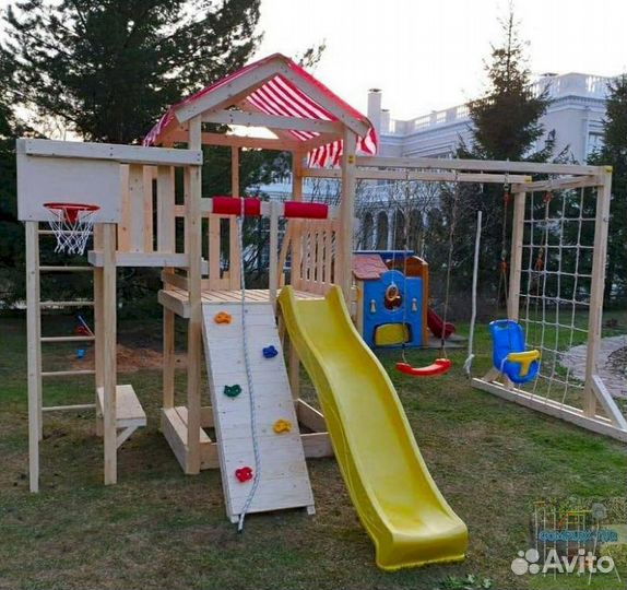 Детская площадка для лета и зимы