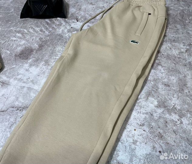 Спортивные костюмы Lacoste