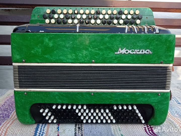 Баян Москва