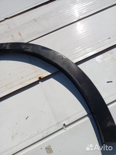 Арка накладка расширитель крыла передняя правая