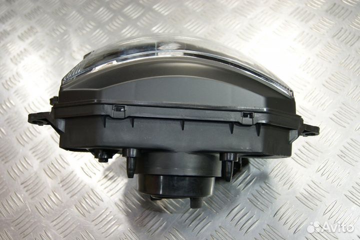 Фара Honda CBR1100XX 1997-2007