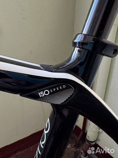 Шоссейный велосипед Trek domane 4.0 disc endurance