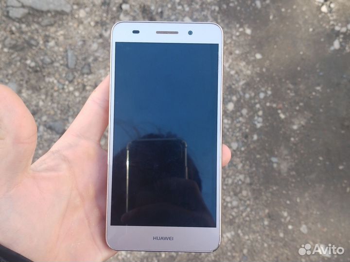 Телефон Huawei бу