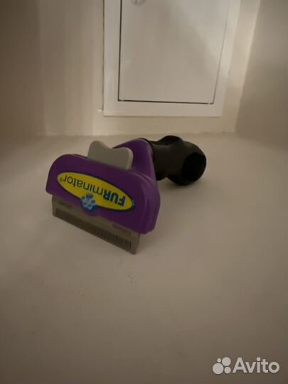 Щетка для вычесывания собак и кошек