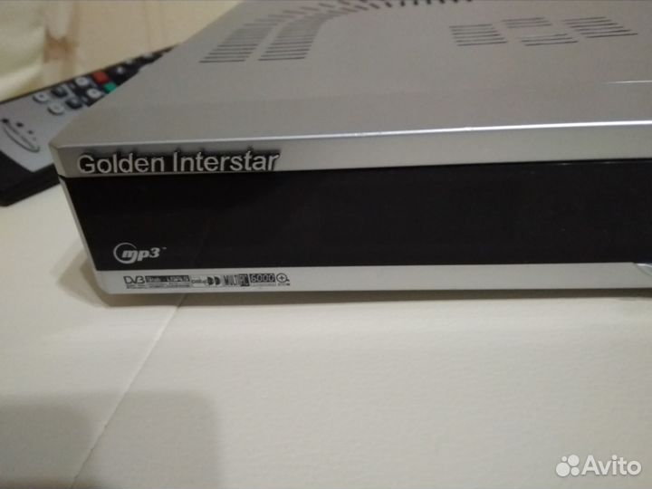 Спутниковый ресивер Golden Interstar