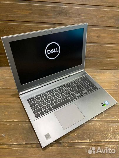 Игровой ноутбук Dell