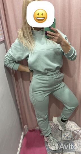 Костюм женский 42 44