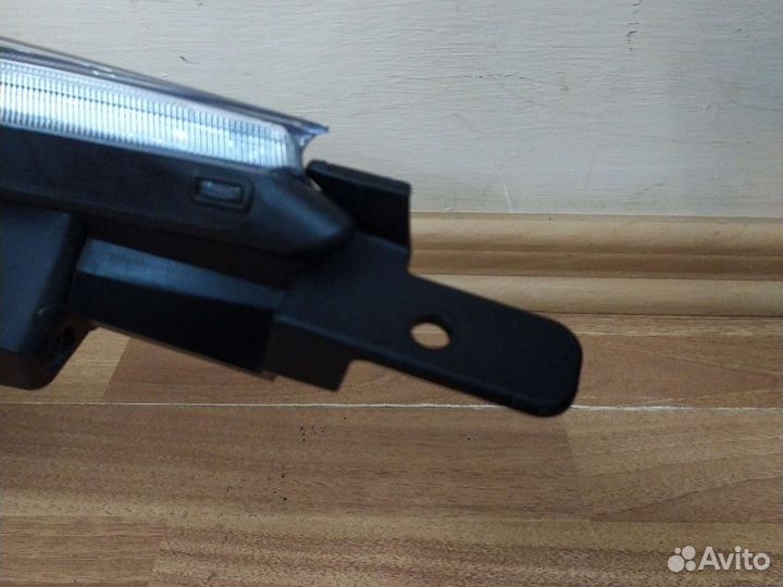 Фара правая Kia Rio 4 2020