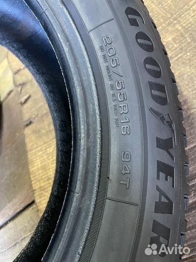 Goodyear UltraGrip Arctic 2 205/55 R16 94T