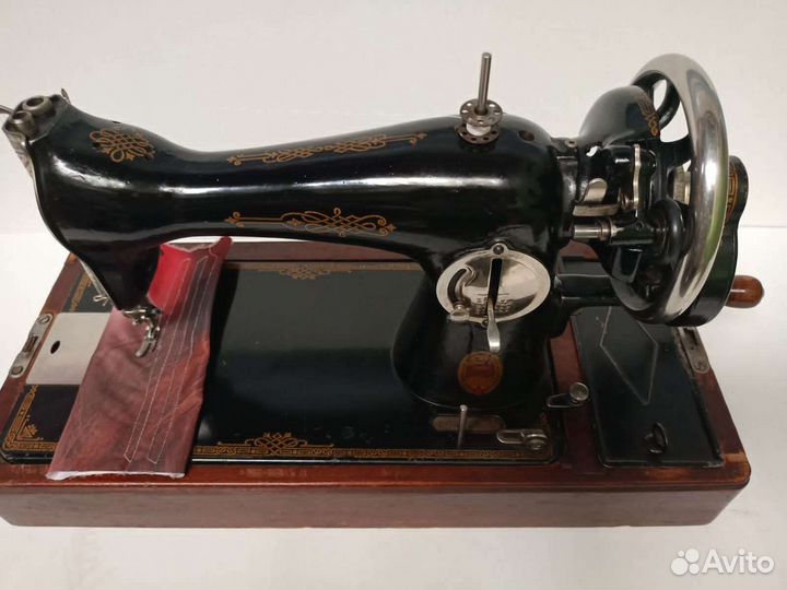 Швейная машинка подольск 2м