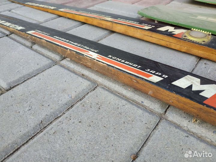 Лыжи советские 210см спортивные