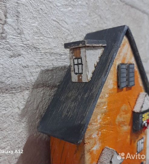 Ключница настенная из дерева