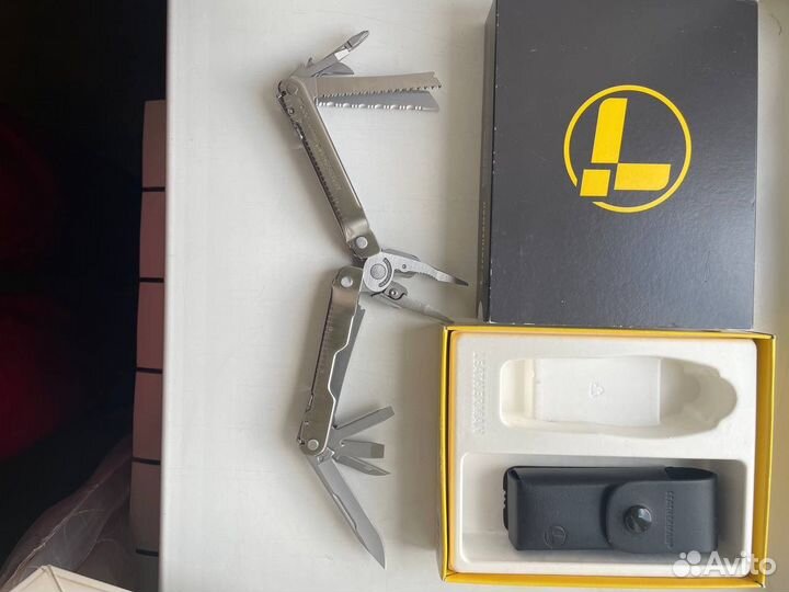 Leatherman super tool 300