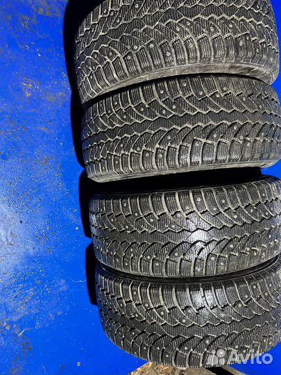 Pirelli Formula Ice 225/50 R17