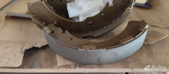 Тормозные колодки mitsubishi l200