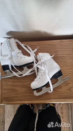 Фигурные коньки graf детские