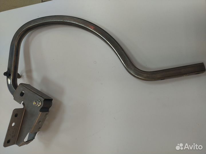 Петля крышки багажника VW Polo Sedan (2010-2020