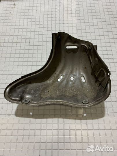 Тепловой экран Toyota Rav4 ACA38 2azfe