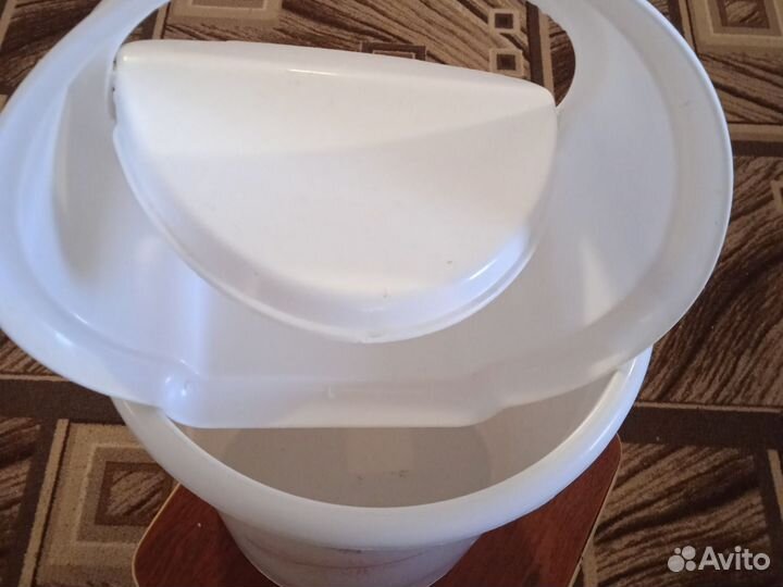 Мусорное ведро