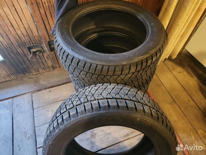 Bridgestone Blizzak DM-Z3 235/55 R19